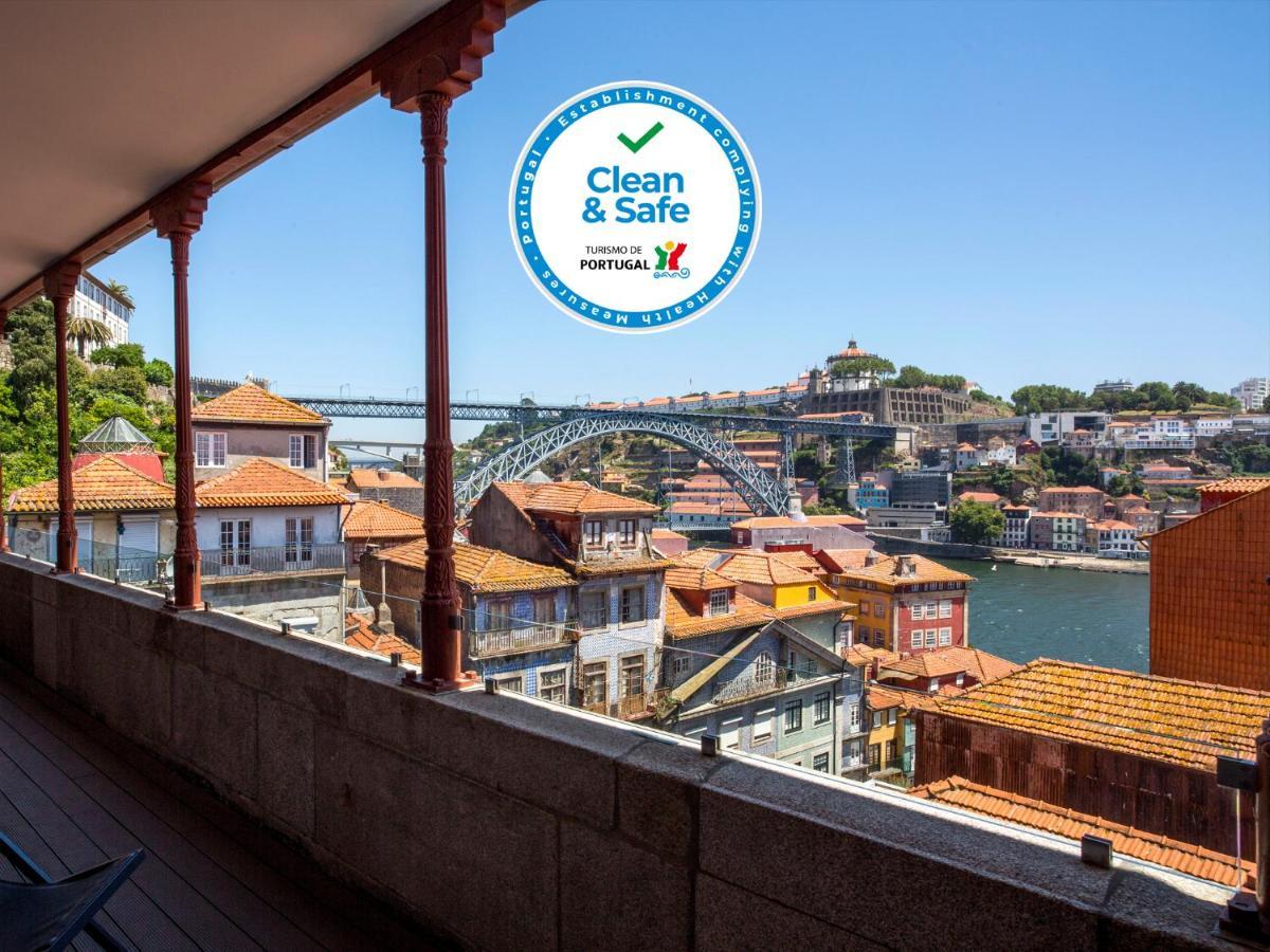 Carris Ribeira Hotel Porto